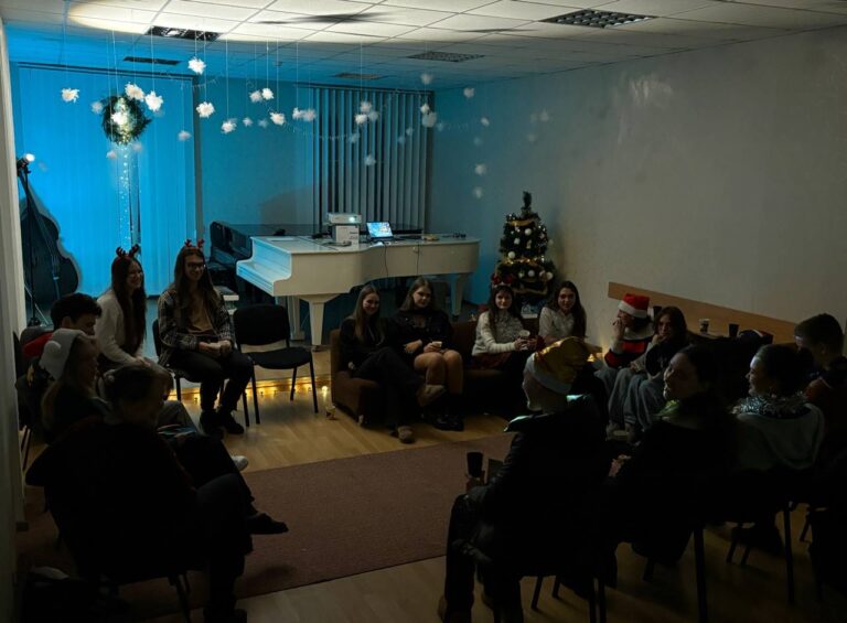 Передріздвяний квартирник від мистецького кампусу